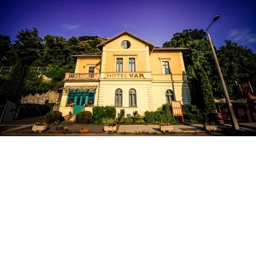Hotel Vár Kastélyszálló