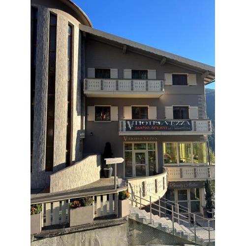 Hotel Vezza Alpine Lodge & Spa