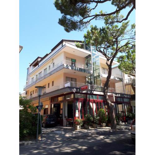 Hotel Villa Dina