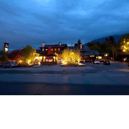 Hotel Village