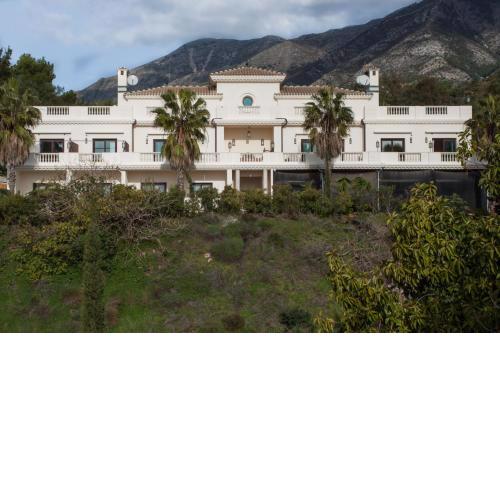 Hotel Villarocamar