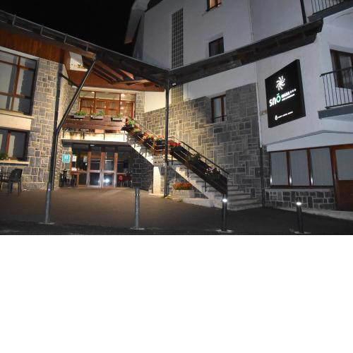Hotel y Apartamentos SNÖ Isaba