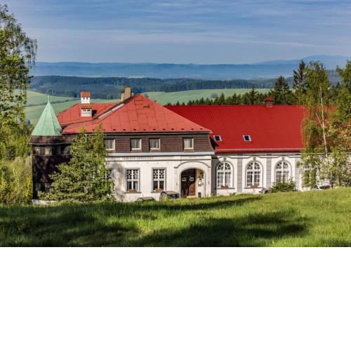Hotel Zámeček Janovičky