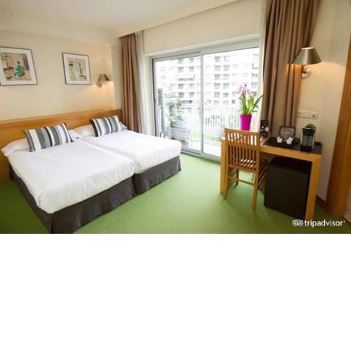 Hotel Zaragoza Plaza
