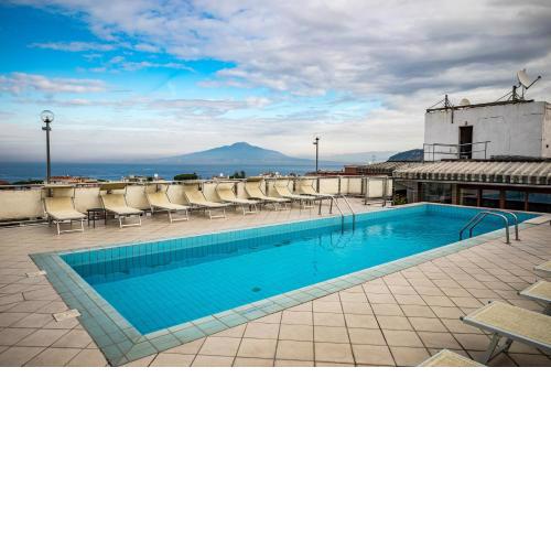 HOTIDAY Hotel Sorrento