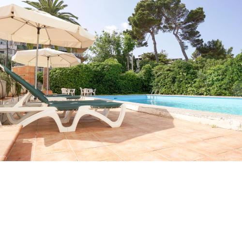 Houm Nets - Adults Only