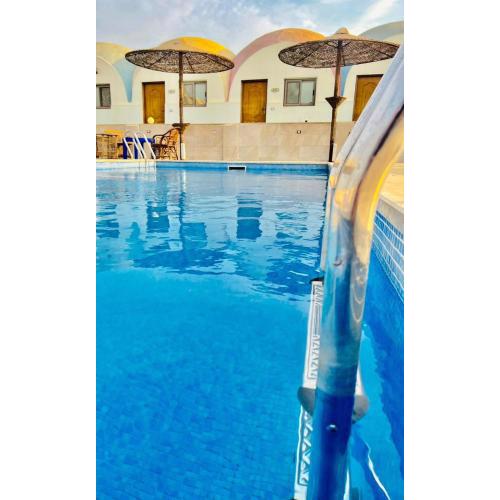 Hours Resort