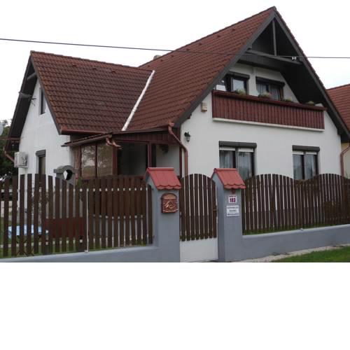 House and Apartment Balatonmariafürdo 19319