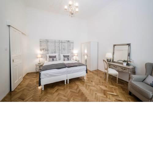House Beletage