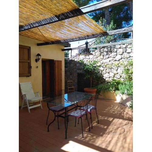 House in exclusive private consortium Beach and swimming pool