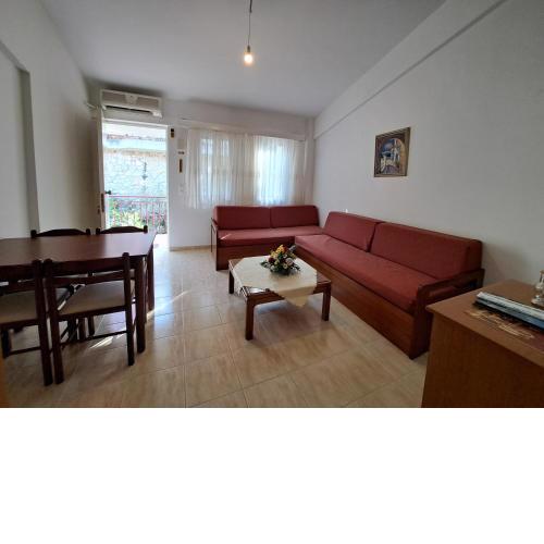 House in the center of Syvota