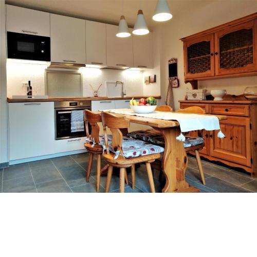 House L’amour dans les Montagnes by Holiday World