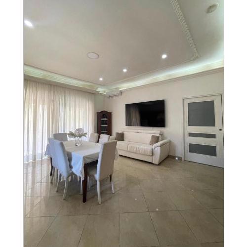 House Marì