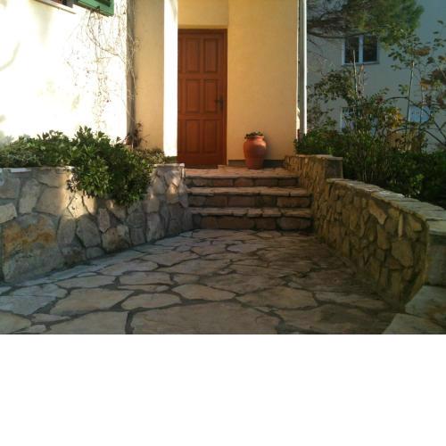 House Mirjana