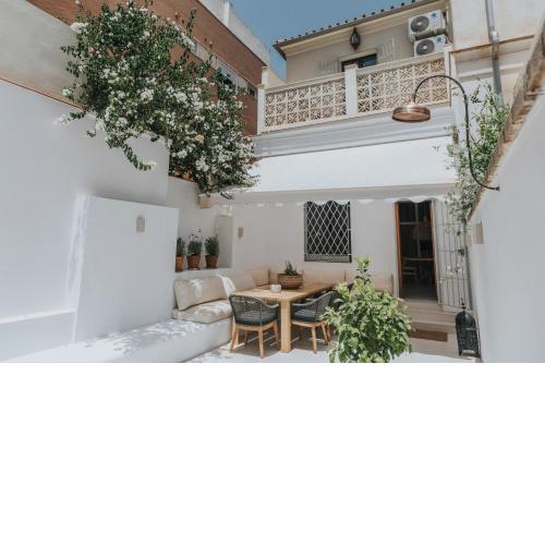 House on walking distance beach Pedregalejo Malaga