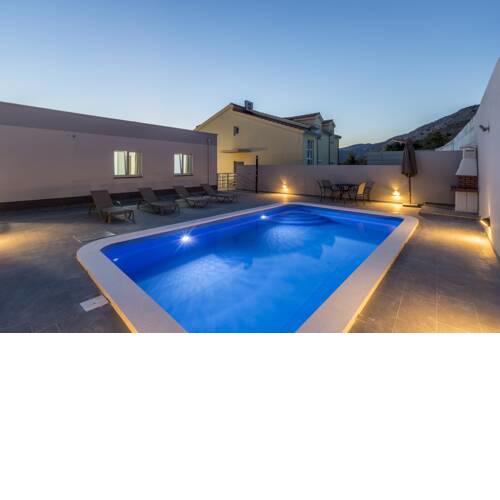 House with private pool Magdalena