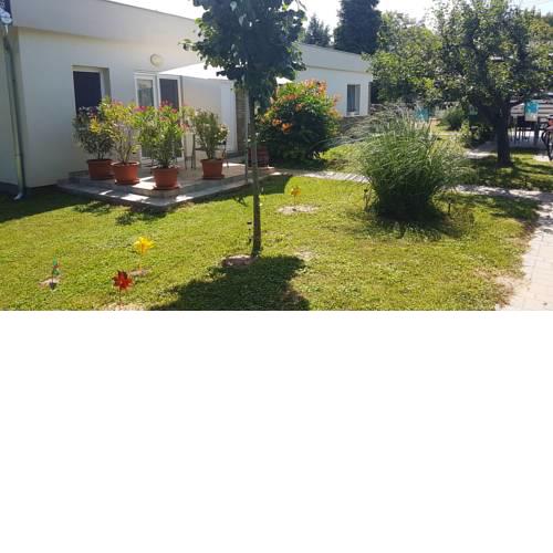 Hóvirág Apartman Balatonberény
