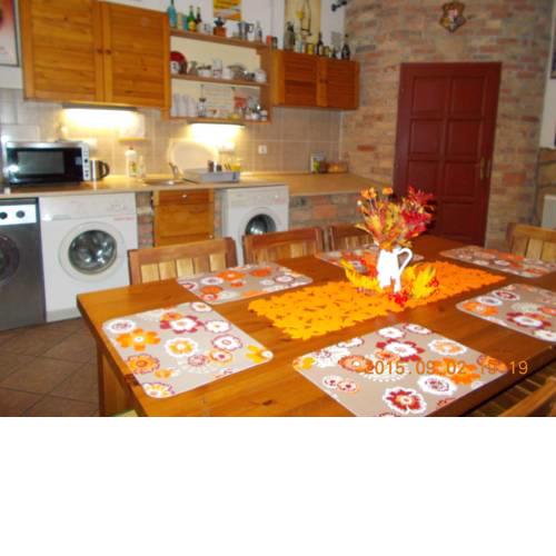 Hungaria Guesthouse