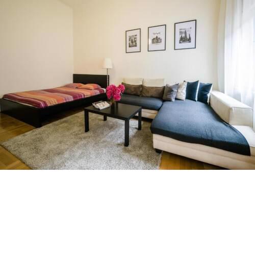 Hunyadi Apartment