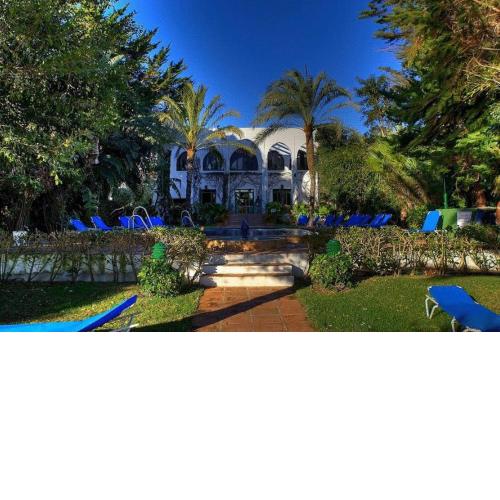 Hurricane Beach Hotel
