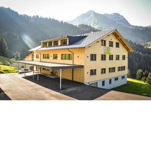 HUS23
