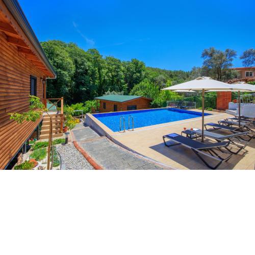 Huzur Bungalows
