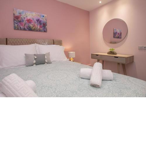 Hypatia Suites