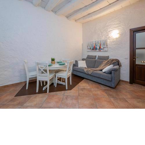 I Host Apartment - Lierna