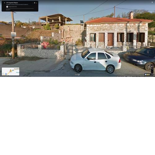 Αρχωντικα στην Τρiχονιδα