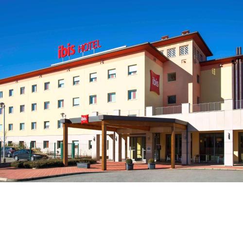 Ibis Como