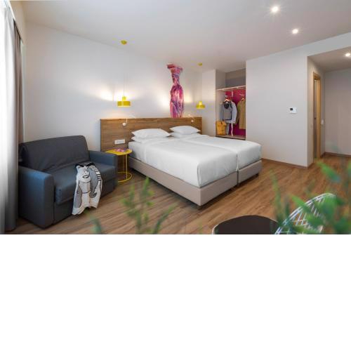 ibis Styles Athens Routes
