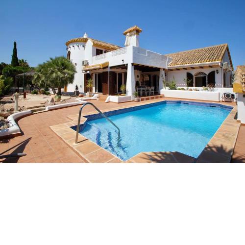 Ibiza style villa first line to golf!