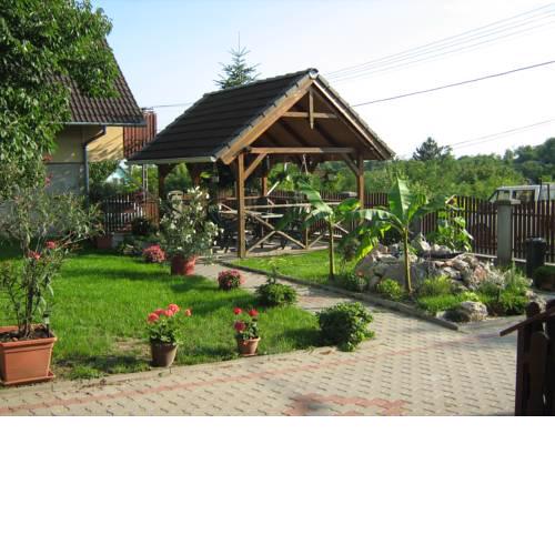 Ibolya Apartmanok