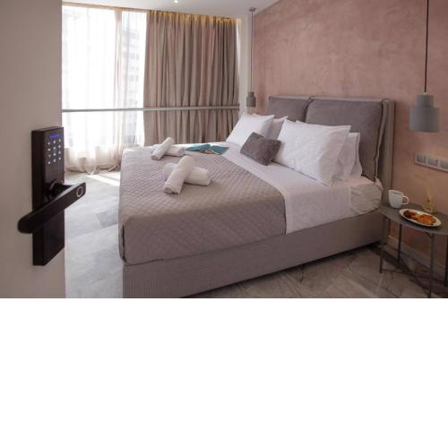 Iconic Athens Suites