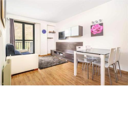 Ideal familias zona infantil y vistas a pistas