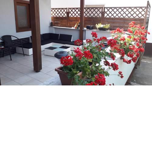 Idill Apartmanház