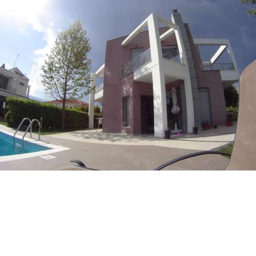 Idyllic environment with luxury