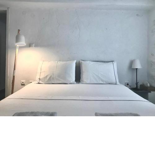 Idyllic Sea Views for 2