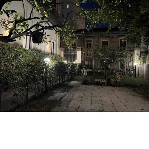 Il giardino e gli affreschi