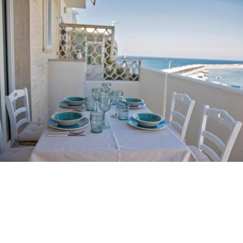 Il mare di fronte “Casa Smeraldo”