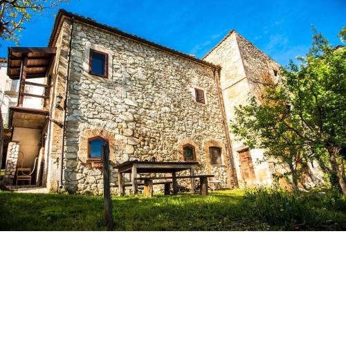 Il Rifugio del Cacciatore / The Hunter's Shelter