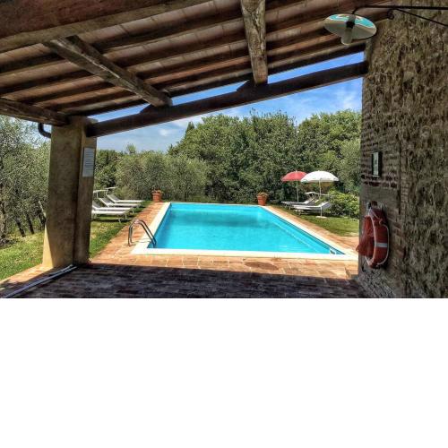 Il Tribbio vicino al paese piscina,oliveto,WiFi
