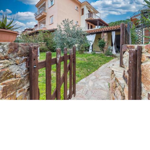 Il Vecchio Faro Piras 150Mt From The Sea - Happy Rentals