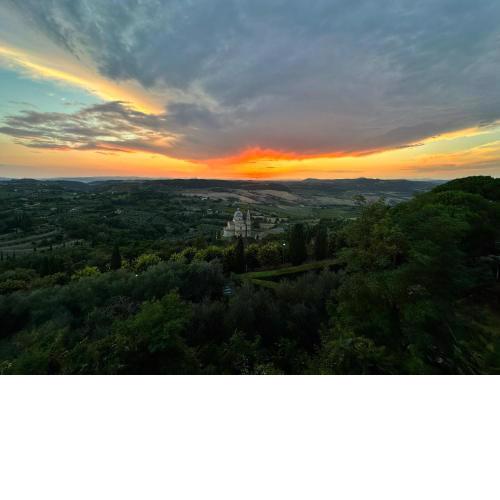 Il Vescovo, Incredible Attic in center of Montepulciano, Luxe