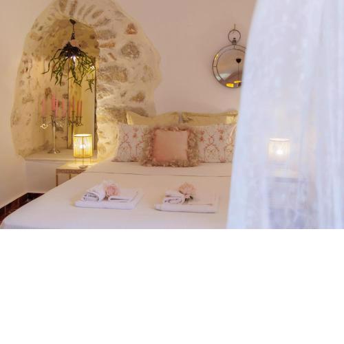 Iliana's house - spacious cave house in the center of Areopolis