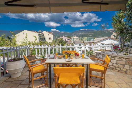 Ilias Apartments