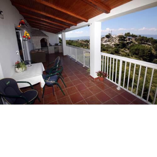 Immaculate 2-Bed Apartment in Borak