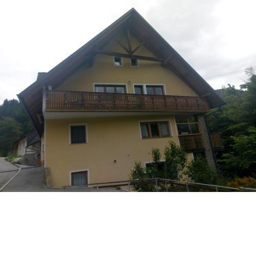 Immaculate 2-Bed Apartment in Ratece Planica