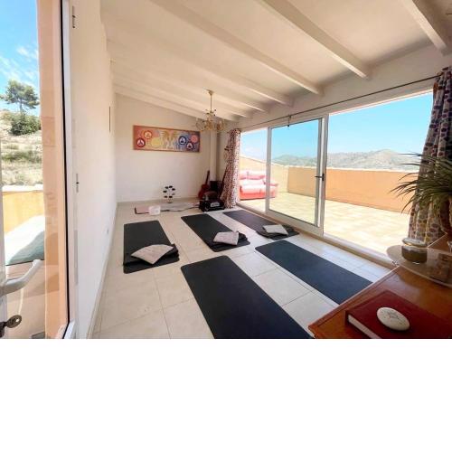 Immaculate 4-Bed House in Aguas de Busot