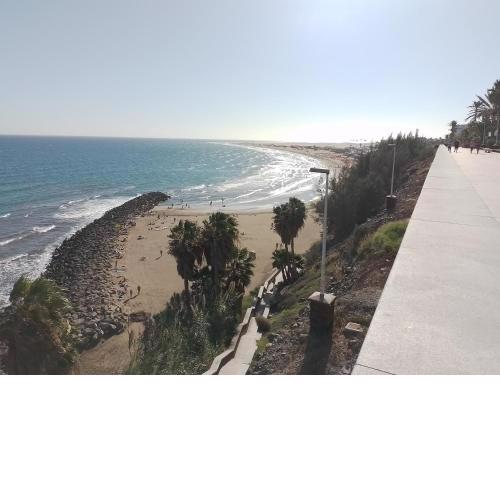 Impeccable 1-Bed Apartment in Maspalomas